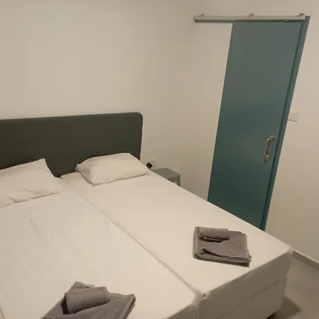 宾馆 Centersuite 圣纳帕